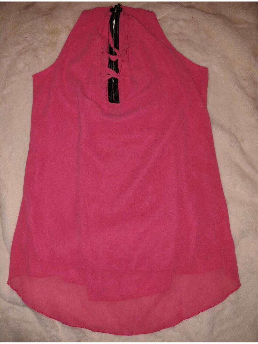 Sleeveless top size large